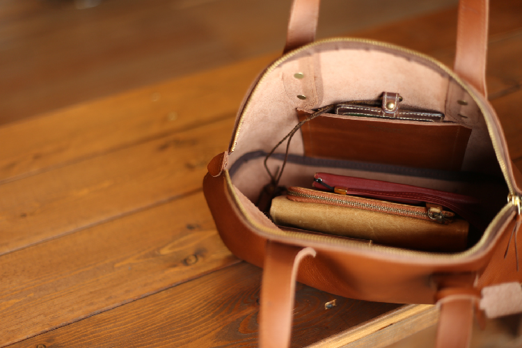 大きく 開く バッグ, 大容量 バッグ,