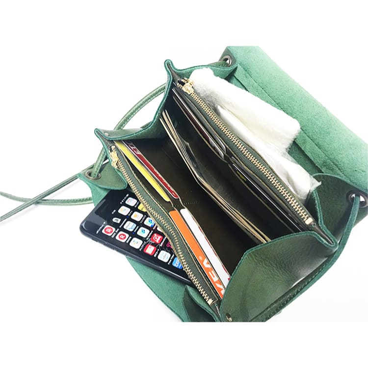 スマホ入る ウォレット バッグ